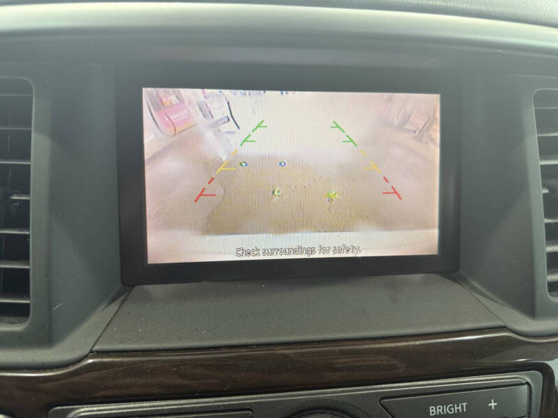 2014 Nissan Pathfinder SL