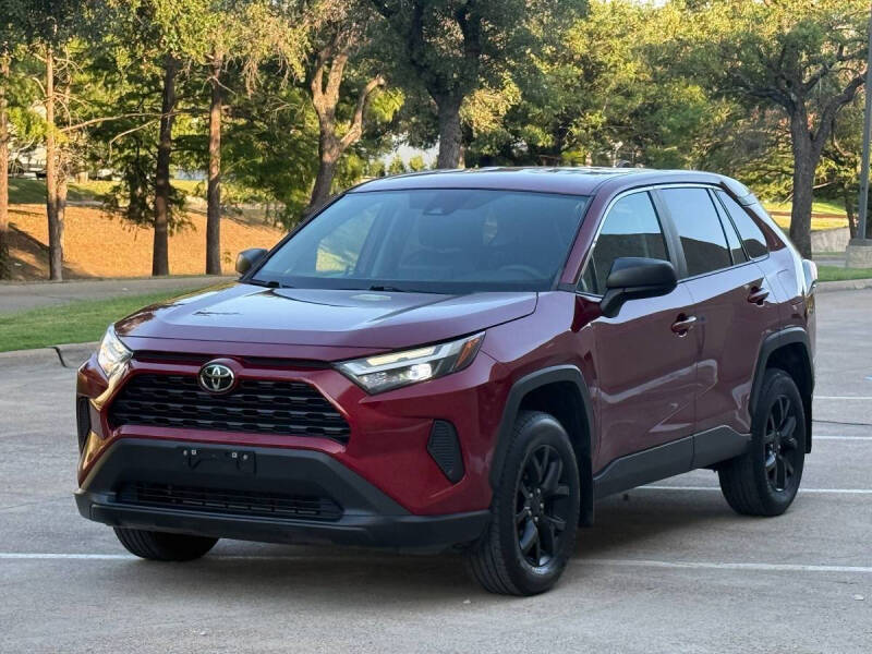 2023 Toyota RAV4 LE