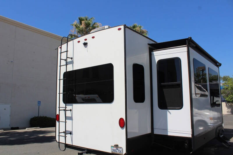 2019 Highland Ridge Mesa Ridge 314RLS