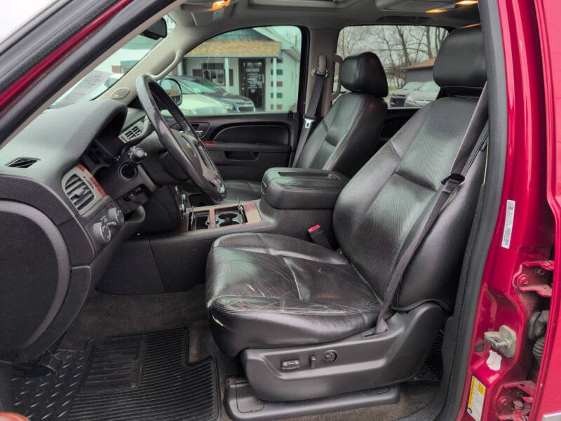 2014 Chevrolet Suburban LTZ