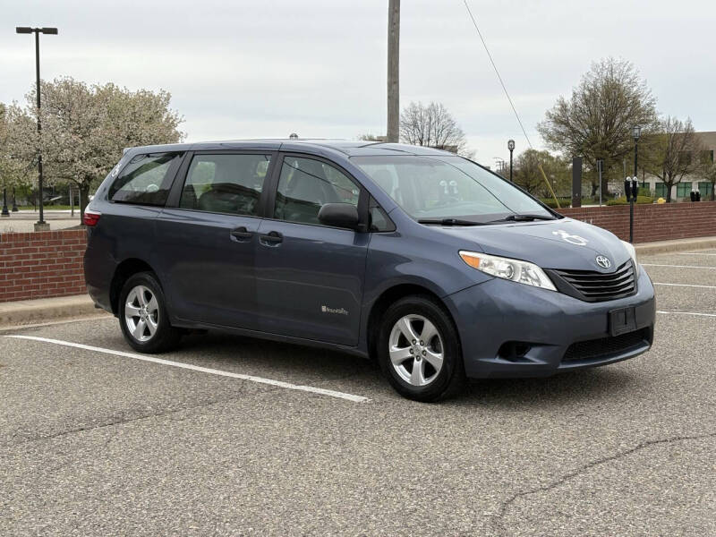 2017 Toyota Sienna L 7-Passenger