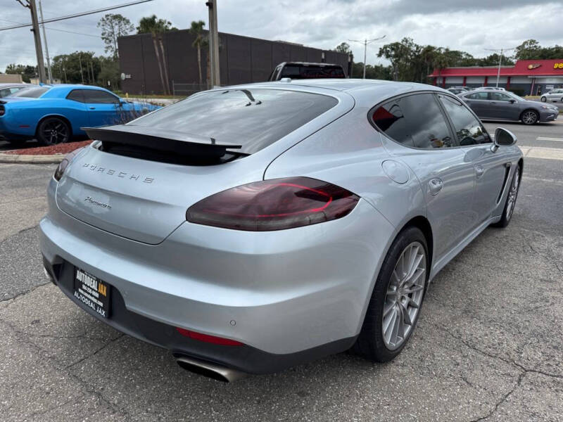 2015 Porsche Panamera