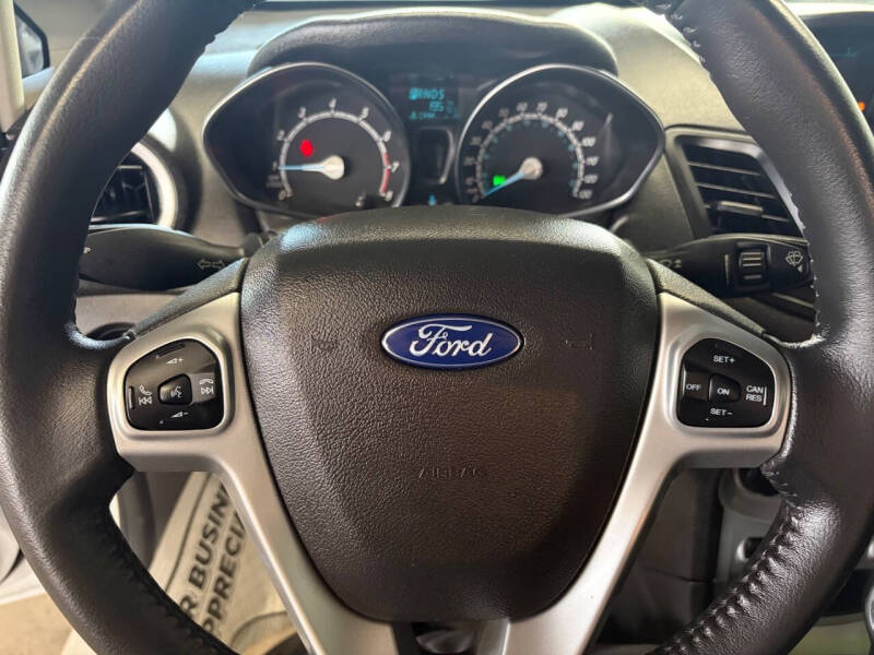 2016 Ford Fiesta SE