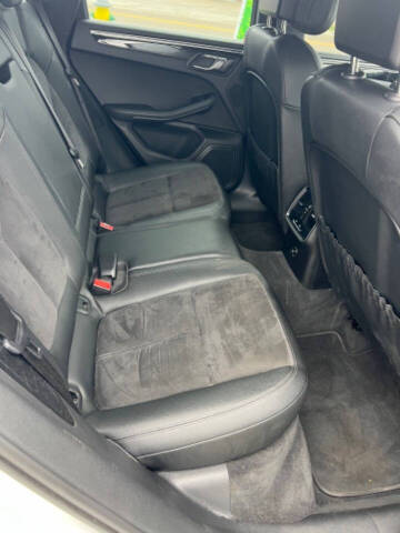 2015 Porsche Macan S