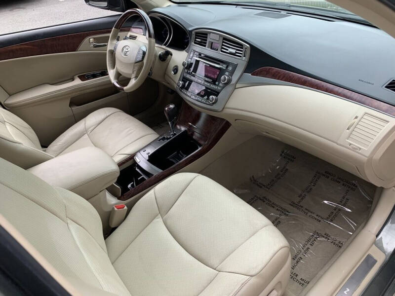 2011 Toyota Avalon Limited