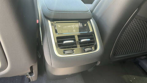 2026 Volvo XC90 B5 Plus 7P