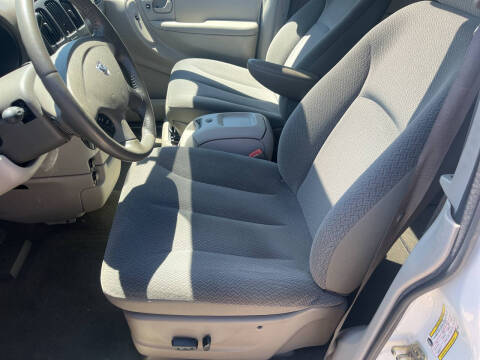 2005 Dodge Grand Caravan SXT