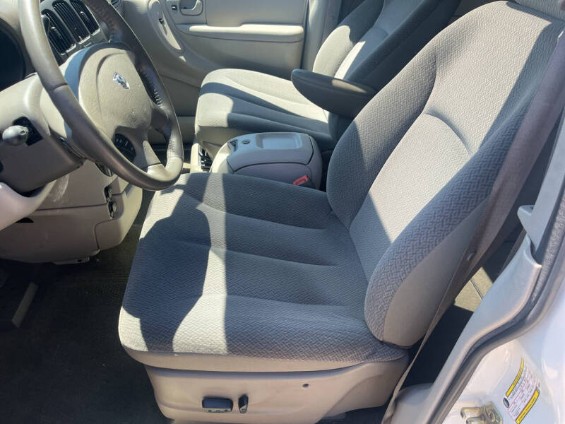 2005 Dodge Grand Caravan SXT