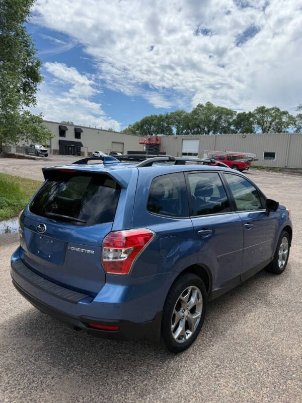 2016 Subaru Forester 2.5i