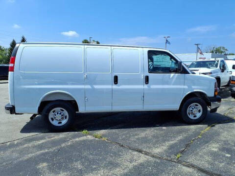 2025 Chevrolet Express 3500