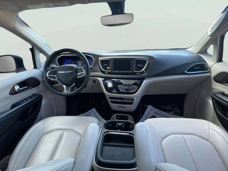 2021 Chrysler Voyager LXi