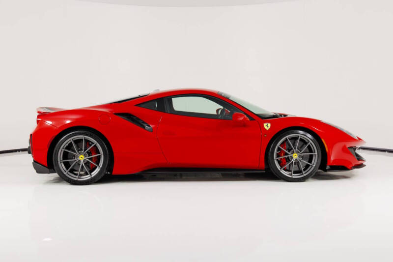 2020 Ferrari 488 Pista
