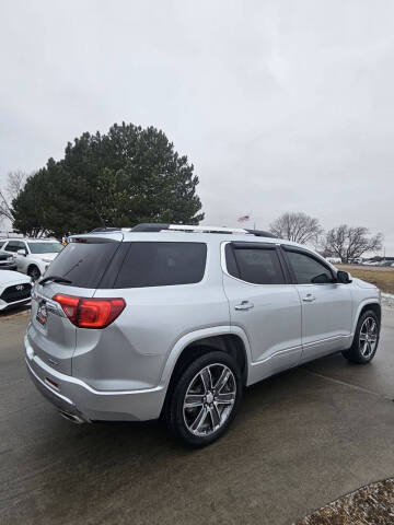 2017 GMC Acadia Denali