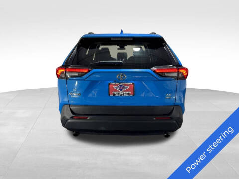 2019 Toyota RAV4 LE