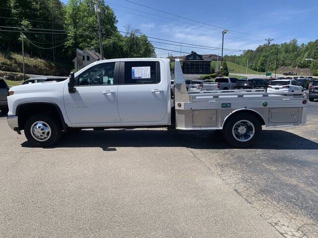 2025 Chevrolet Silverado 3500HD CC LT