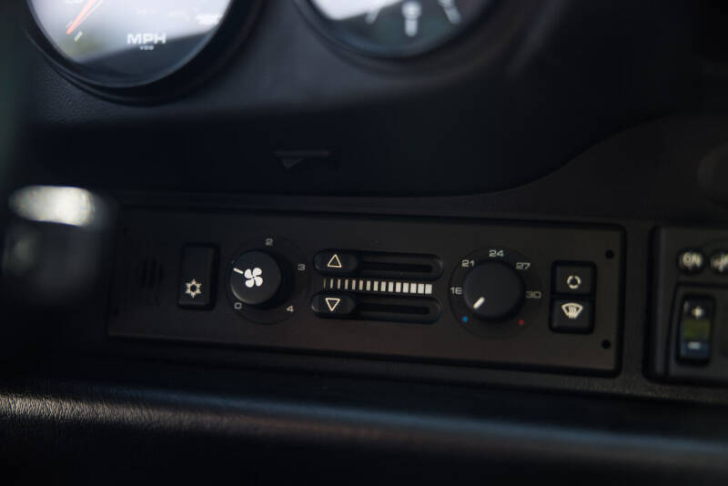 1994 Porsche 911 Carrera Speedster