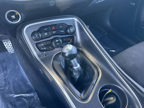 2015 Dodge Challenger R/T Plus