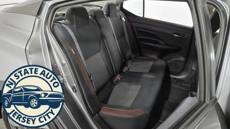 2020 Nissan Versa SR