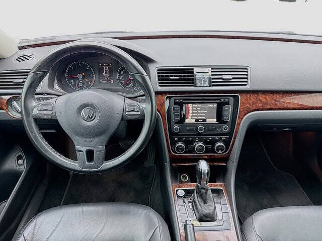 2013 Volkswagen Passat TDI SEL Premium