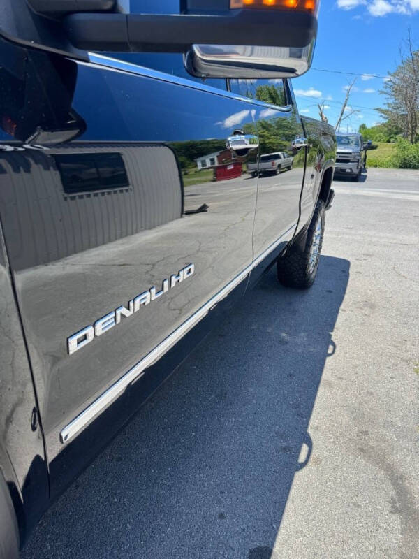 2018 GMC Sierra 2500HD Denali