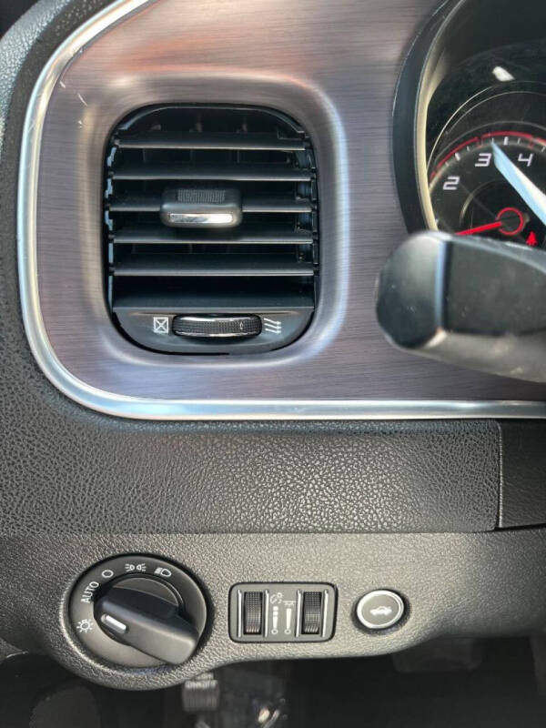 2018 Dodge Charger SXT