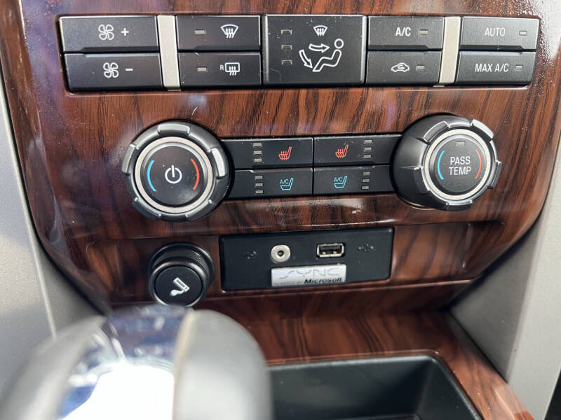 2012 Ford F-150 Lariat