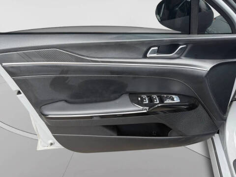 2025 Kia K5