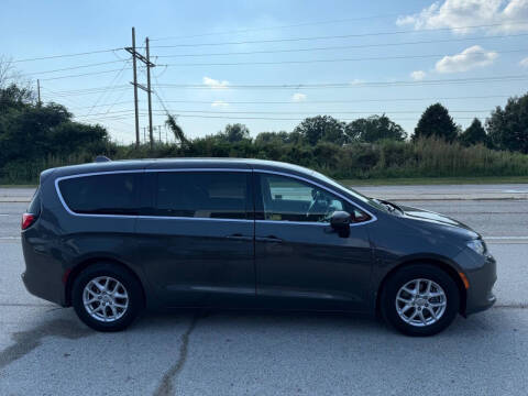 2017 Chrysler Pacifica Touring