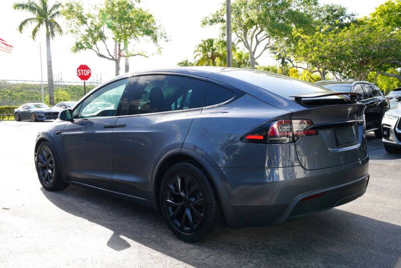 2022 Tesla Model X Plaid