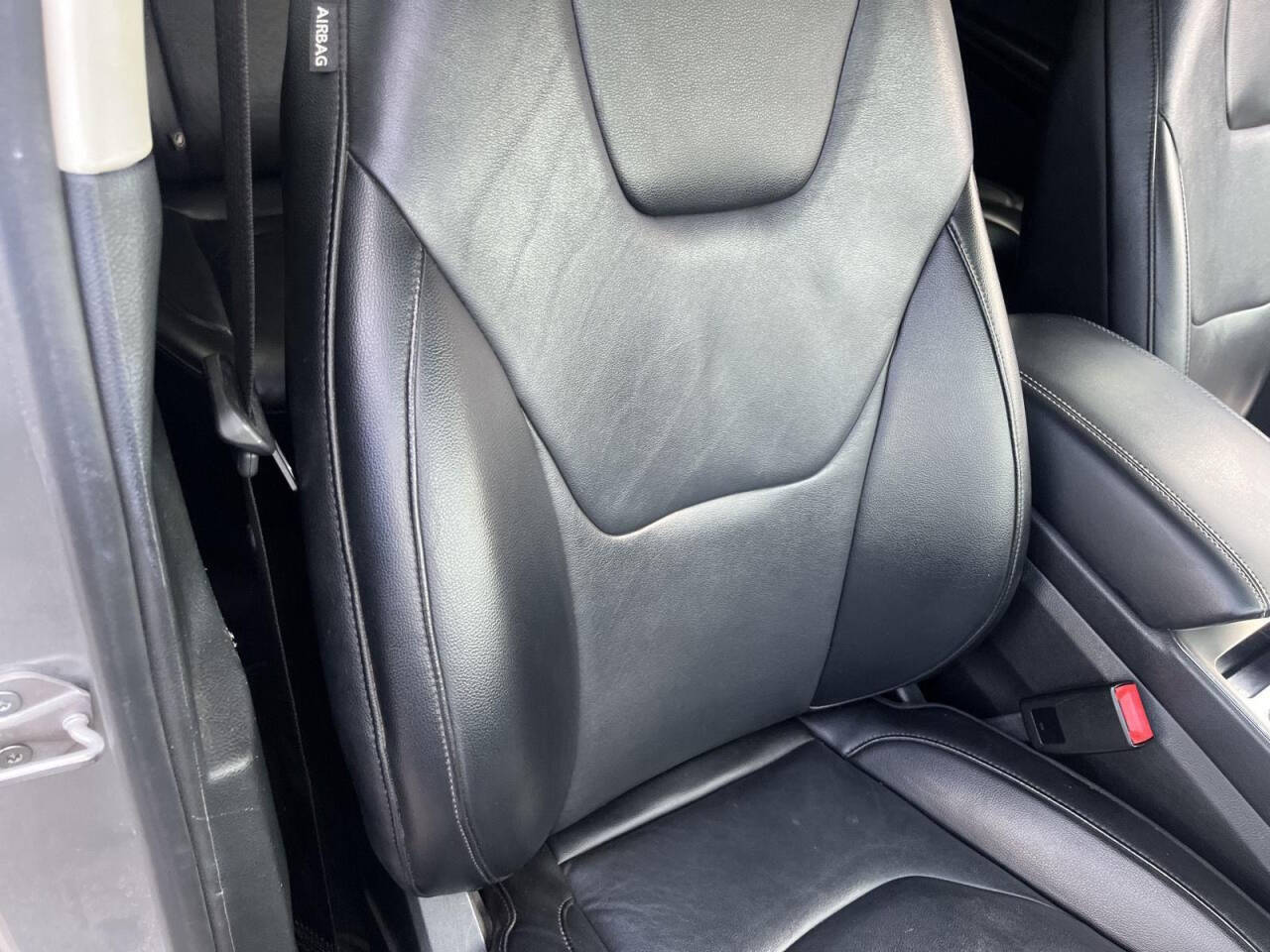 2022 Ford Edge 40