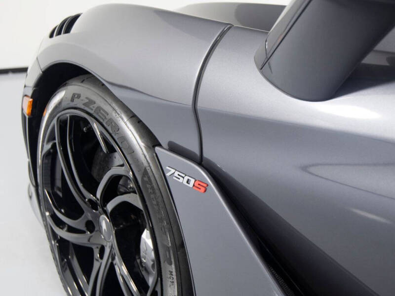 2025 McLaren 750S Spider