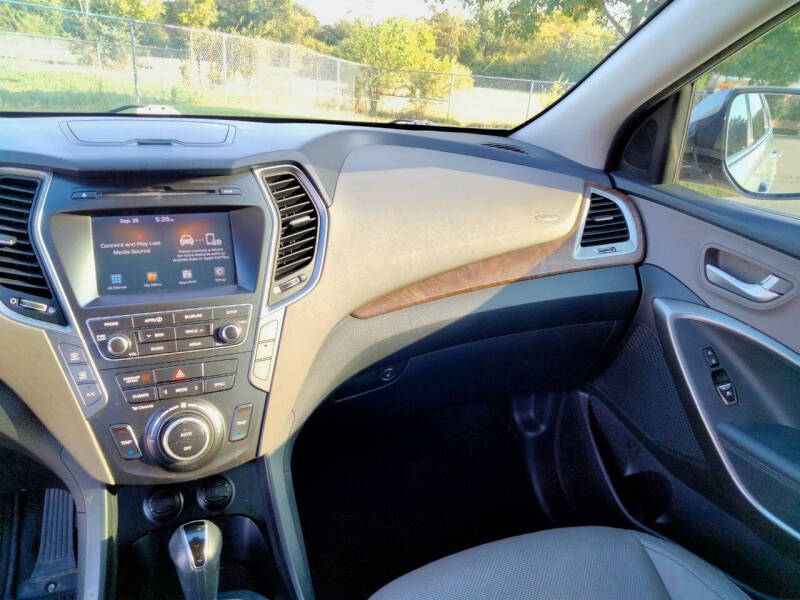 2019 Hyundai Santa Fe XL SE