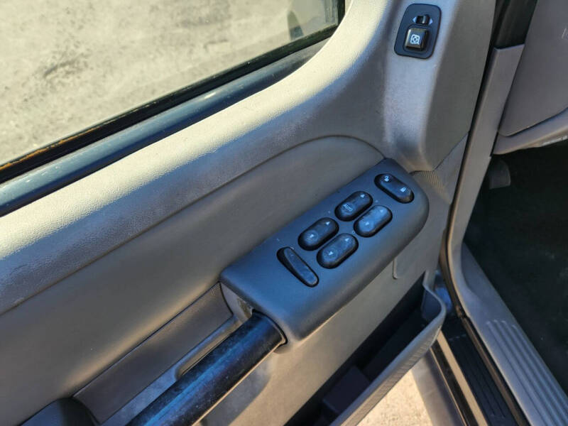 2003 Ford Explorer Sport Trac