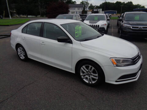 2015 Volkswagen Jetta for sale at BETTER BUYS AUTO INC in East Windsor CT