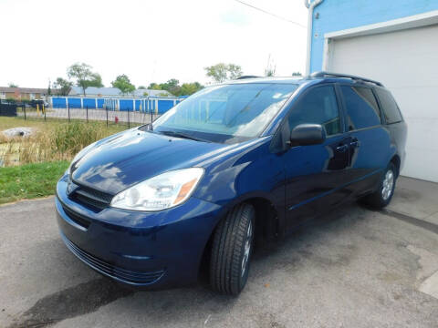 2004 Toyota Sienna for sale at Safeway Auto Sales in Indianapolis IN