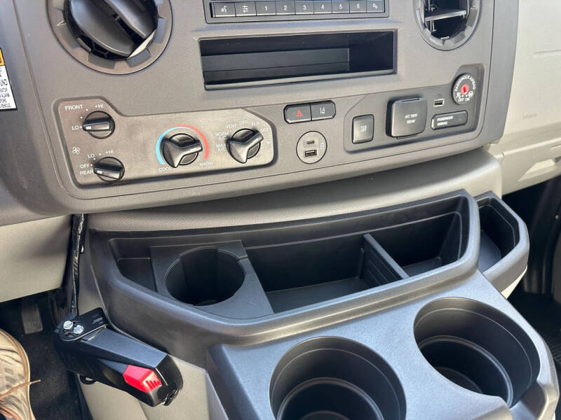 2025 Ford E-Series