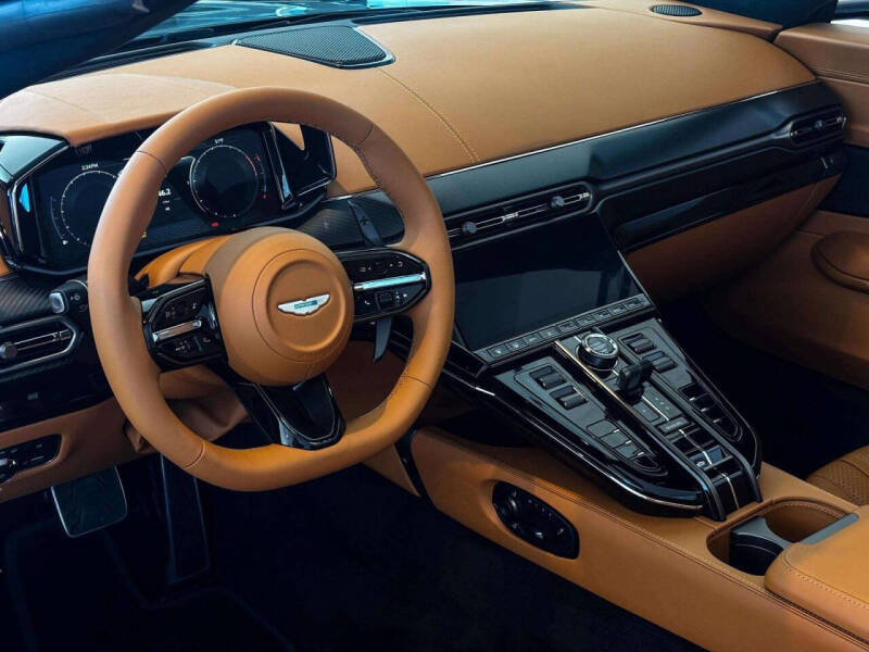 2026 Aston Martin Vantage Roadster