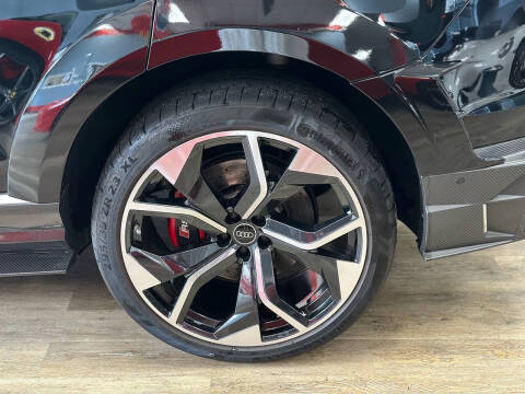 2024 Audi RS Q8 4.0T quattro