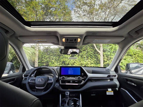 2026 Toyota Highlander XLE