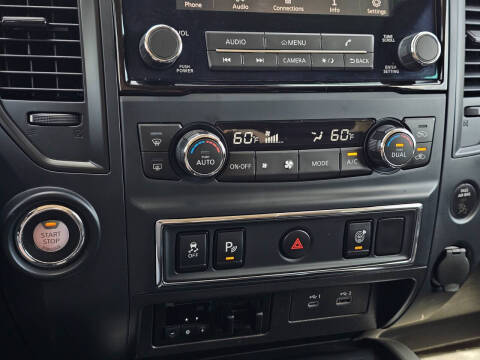 2024 Nissan Titan SV