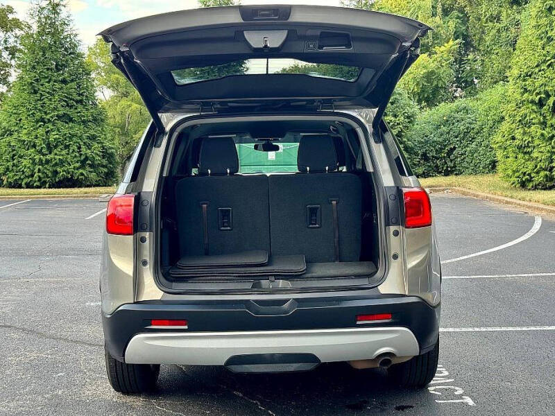 2019 GMC Acadia SLE-2