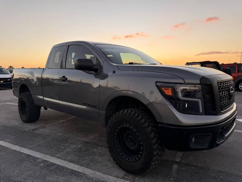 2018 Nissan Titan SV