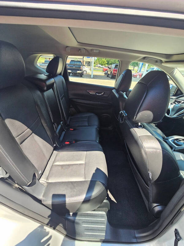 2016 Nissan Rogue SL