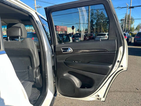 2011 Jeep Grand Cherokee Laredo