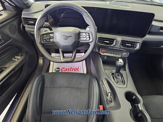 2025 Ford Mustang Dark Horse