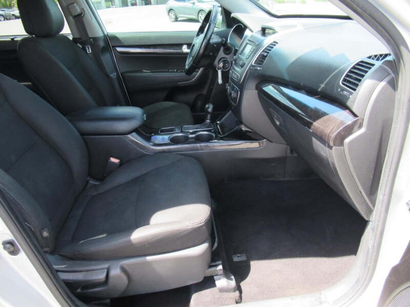 2014 Kia Sorento LX