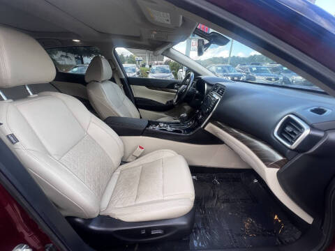 2017 Nissan Maxima Platinum