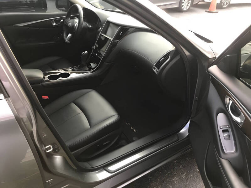 2018 Infiniti Q50 3.0T Luxe