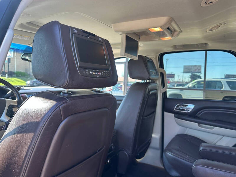 2014 Cadillac Escalade Platinum