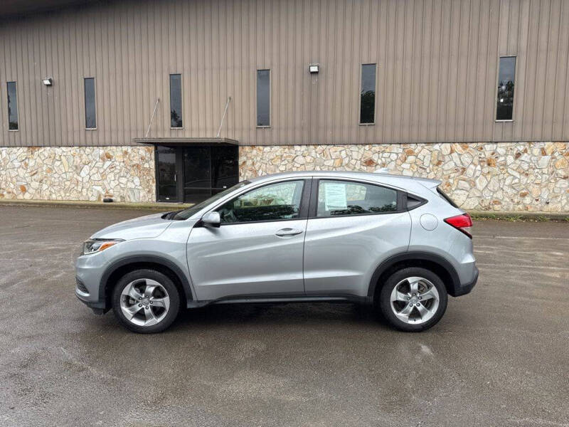 Used 2021 Honda HR-V LX with VIN 3CZRU6H32MM733385 for sale in Maysville, KY